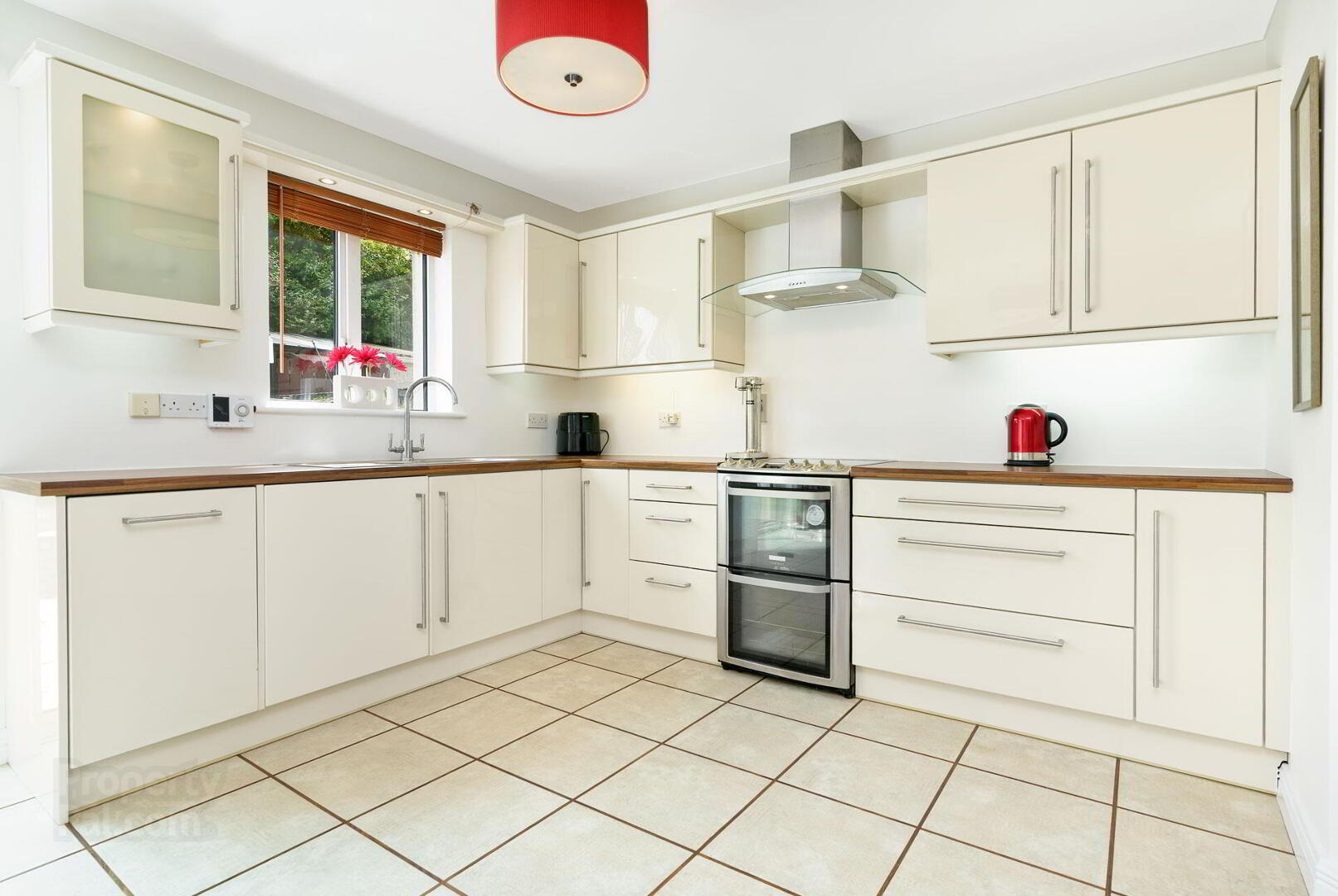 2 Springhill Court 6 of 21