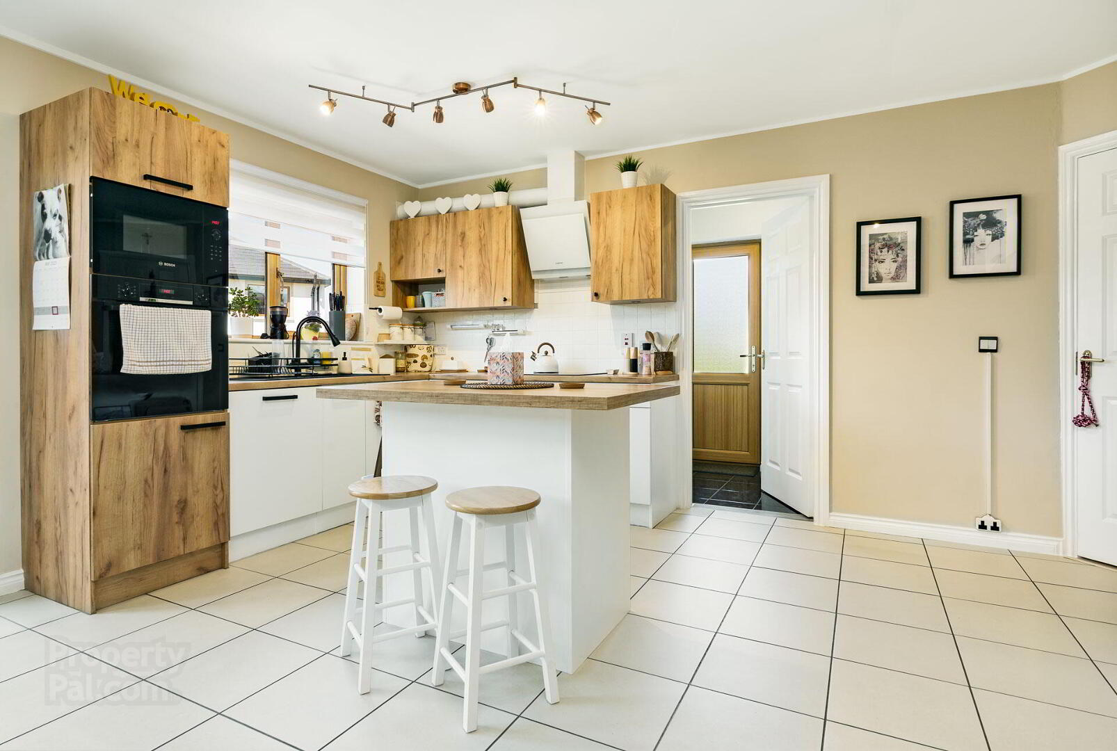26 Kingsfort Manor 11 of 37