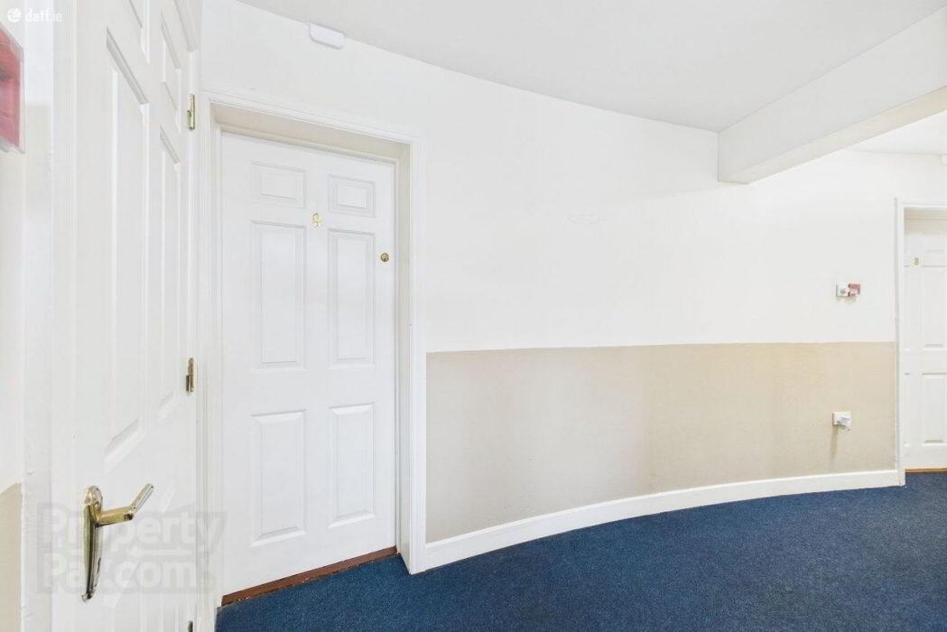 Apartment 9 Cois Caladh 8 of 27