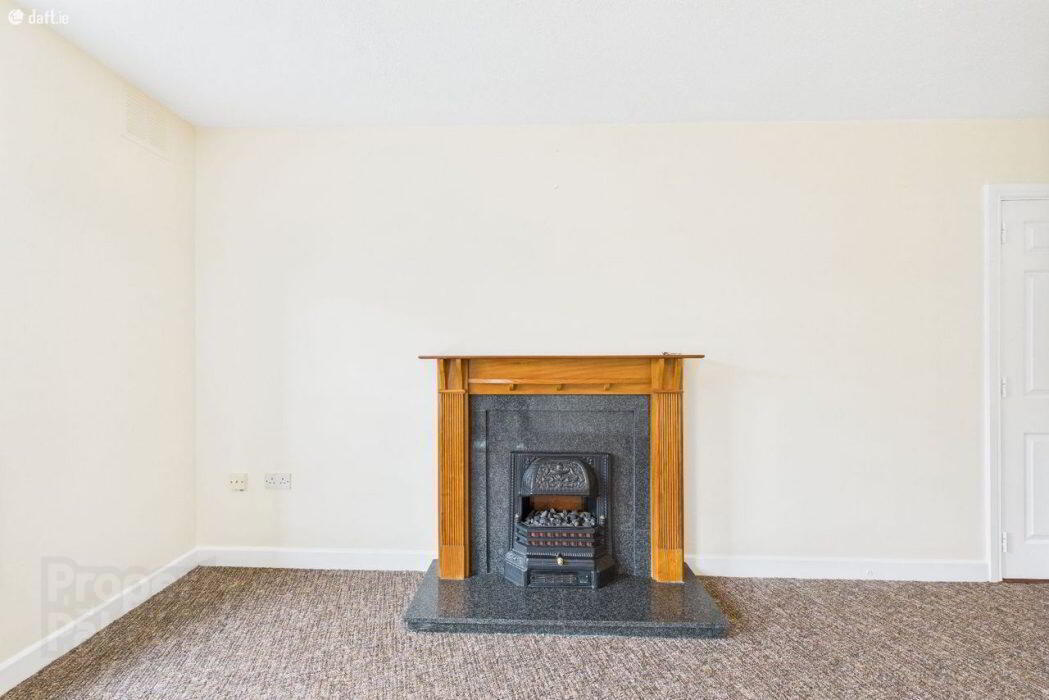 Apartment 9 Cois Caladh 13 of 27