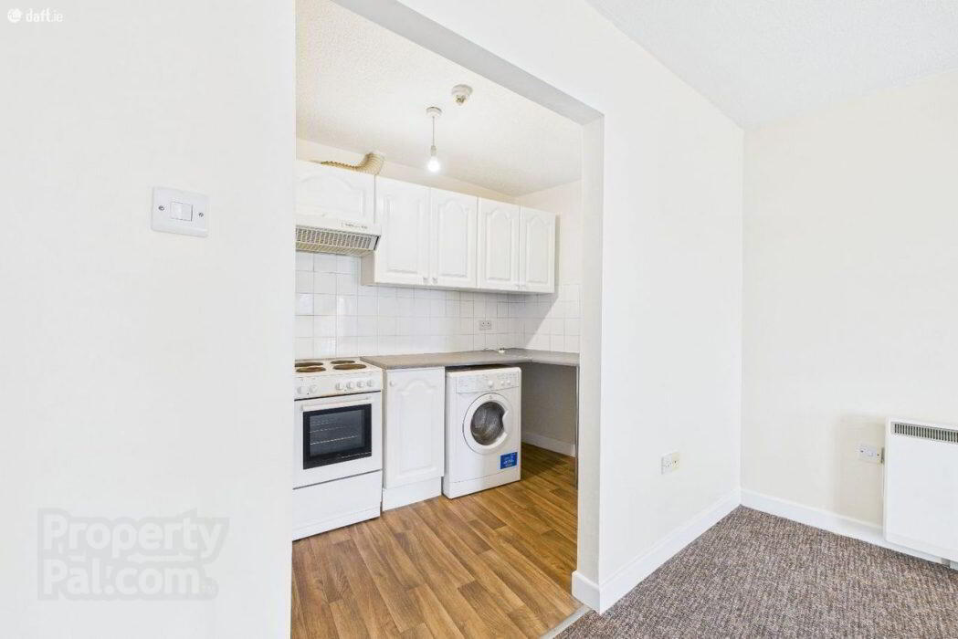 Apartment 9 Cois Caladh 18 of 27