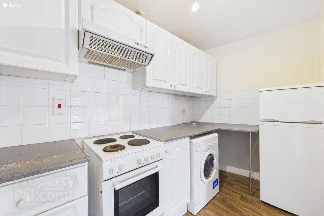 Apartment 9 Cois Caladh 21 of 27