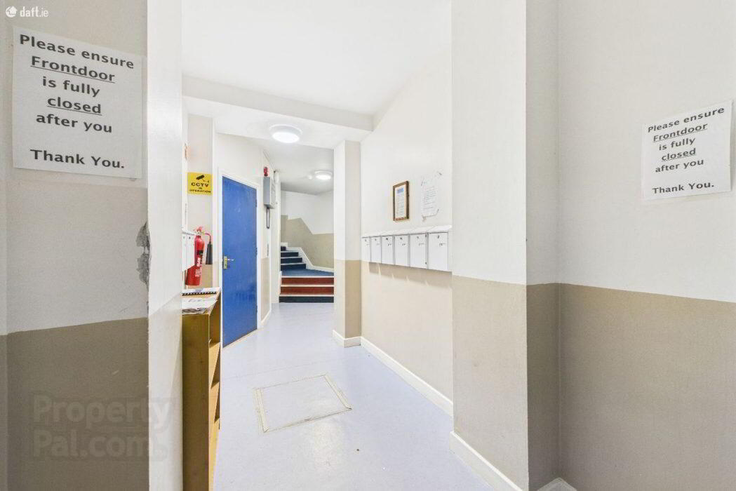 Apartment 9 Cois Caladh 7 of 27