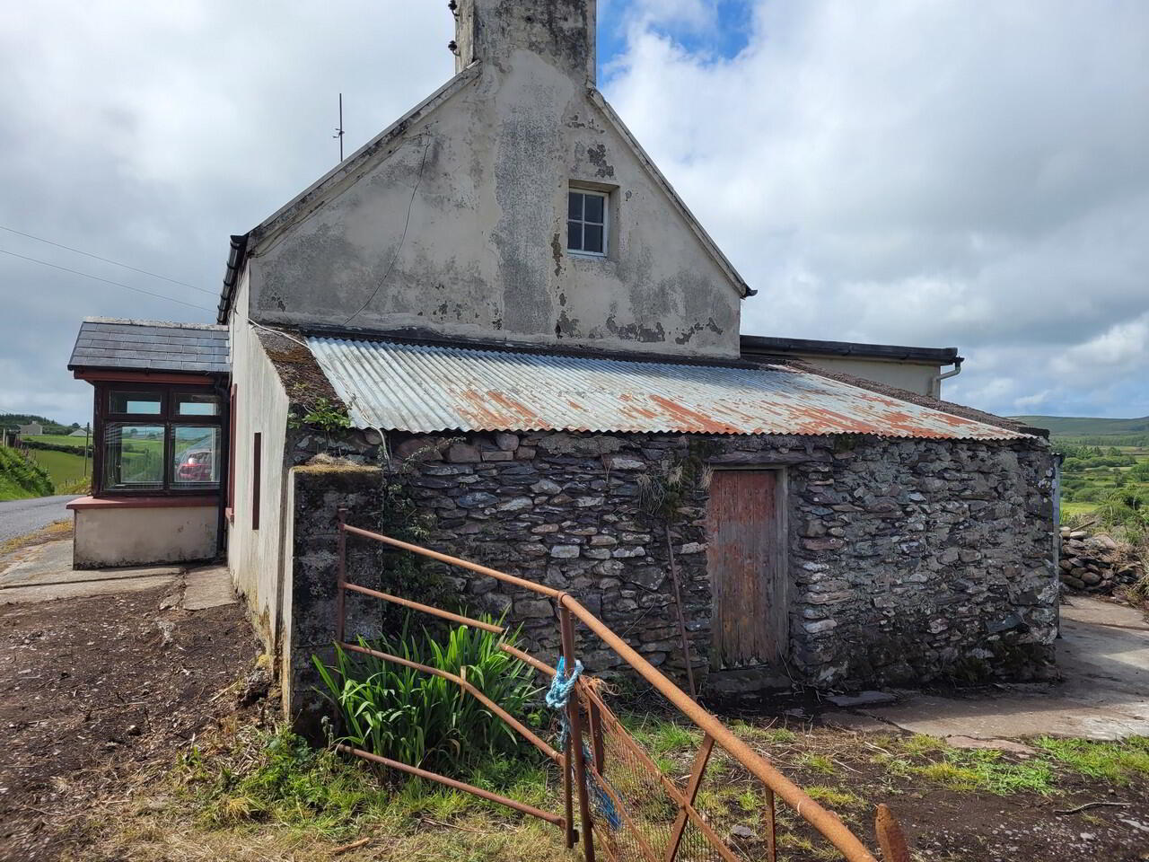 For Sale - Traditional Stone Cottge 6 of 23