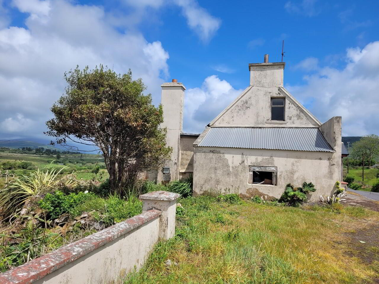 For Sale - Traditional Stone Cottge 4 of 23