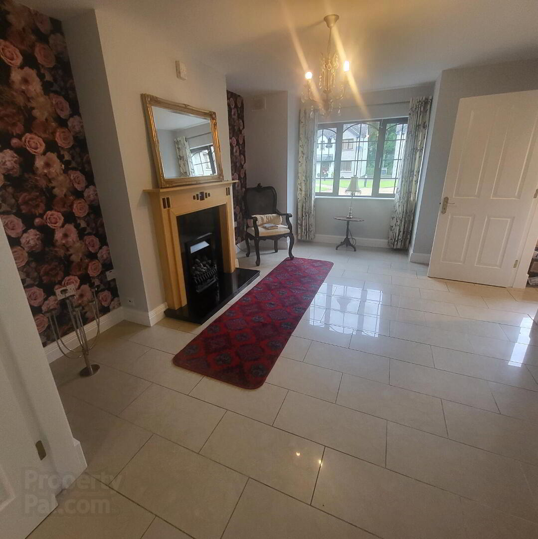 21 Crofton Court. Lough Rynn 11 of 28