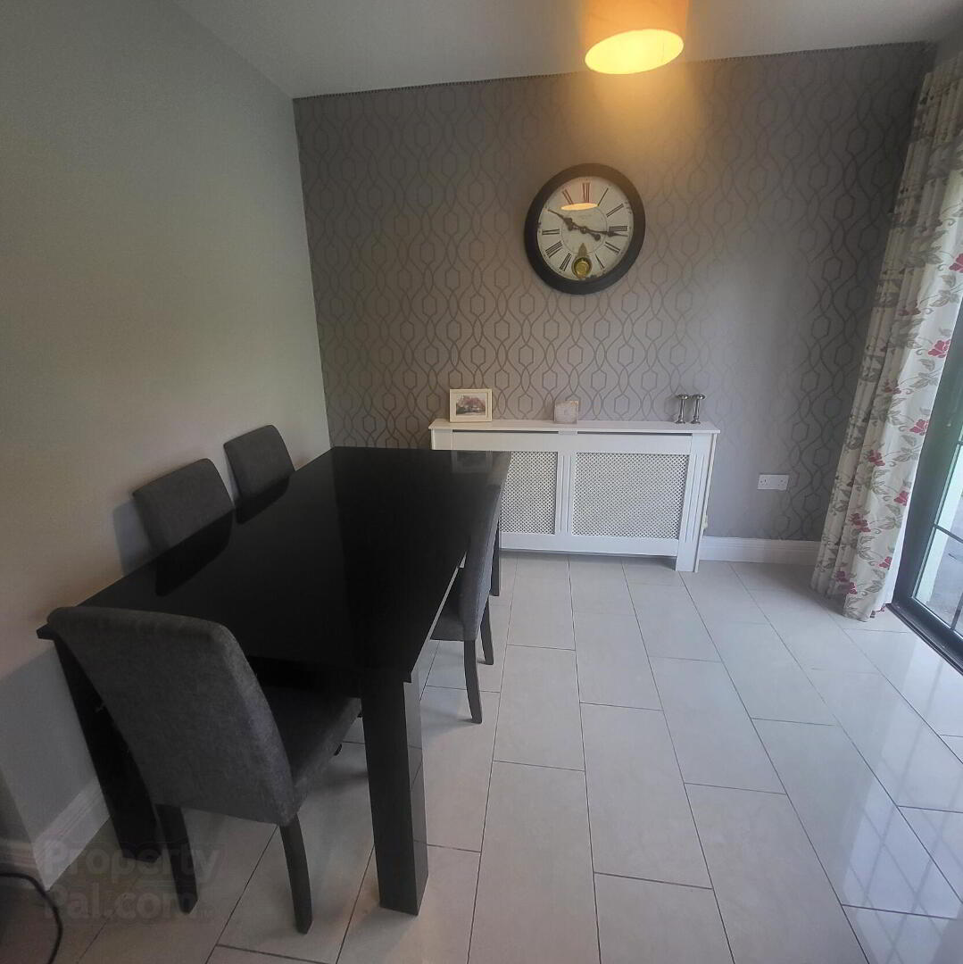 21 Crofton Court. Lough Rynn 9 of 28