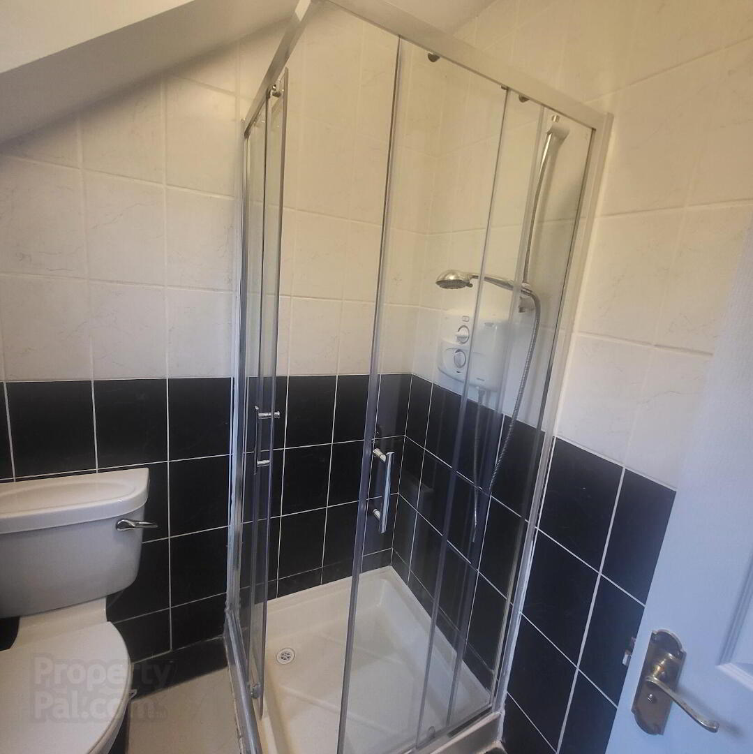 21 Crofton Court. Lough Rynn 20 of 28