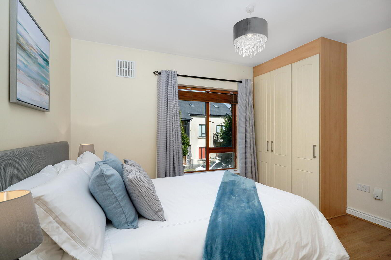 35 Slade Castle Avenue 13 of 19