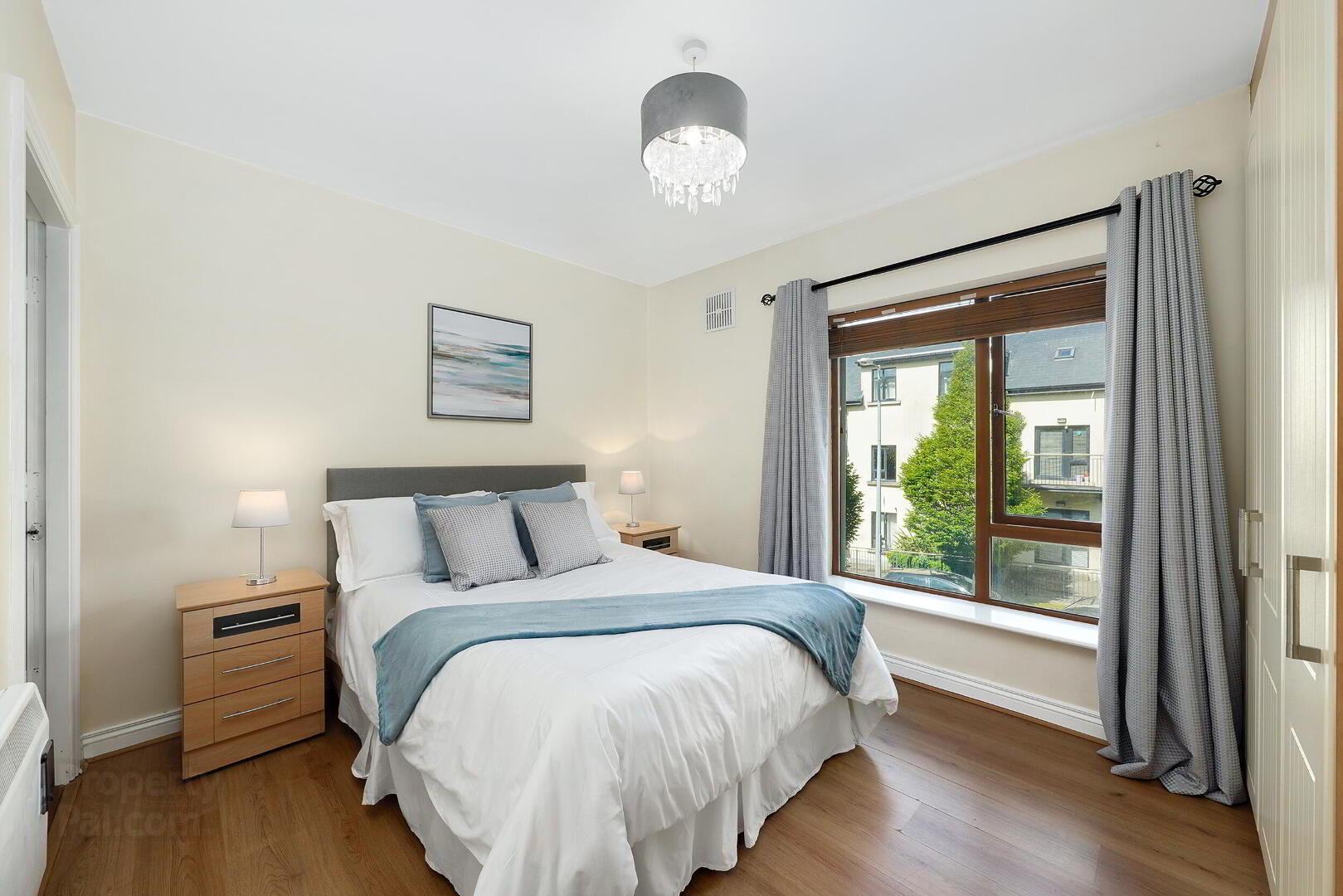 35 Slade Castle Avenue 12 of 19