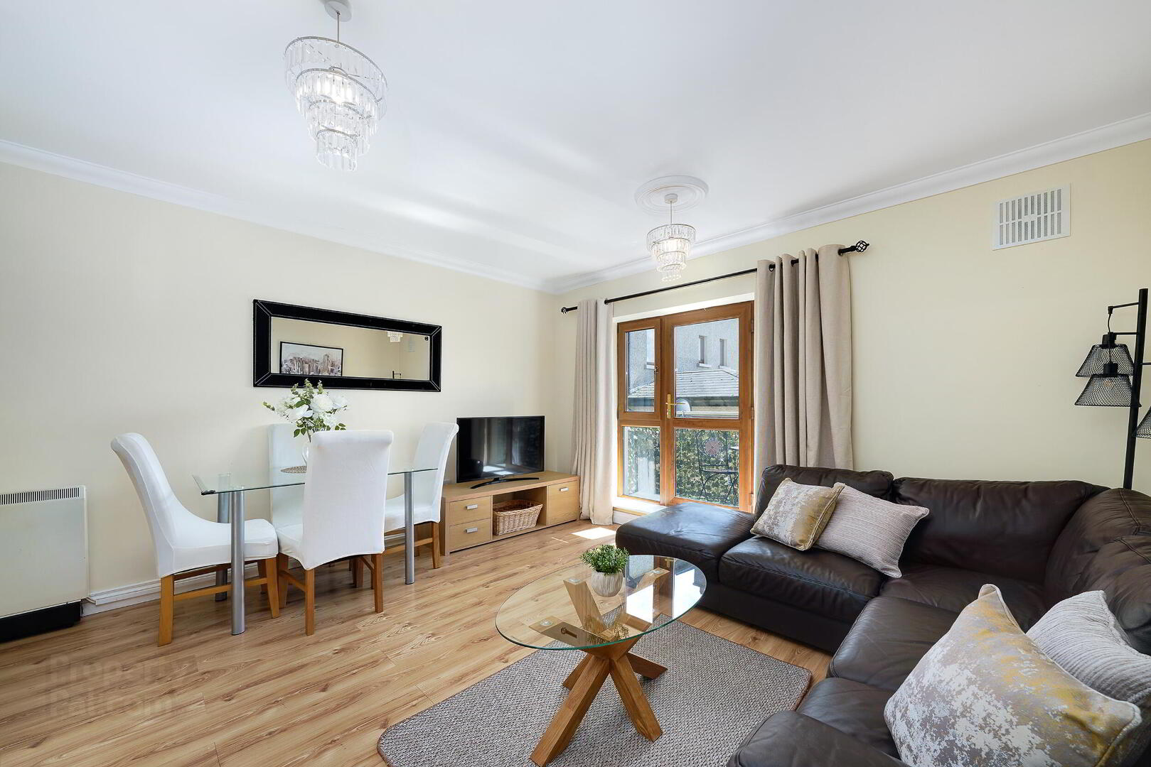 35 Slade Castle Avenue 5 of 19