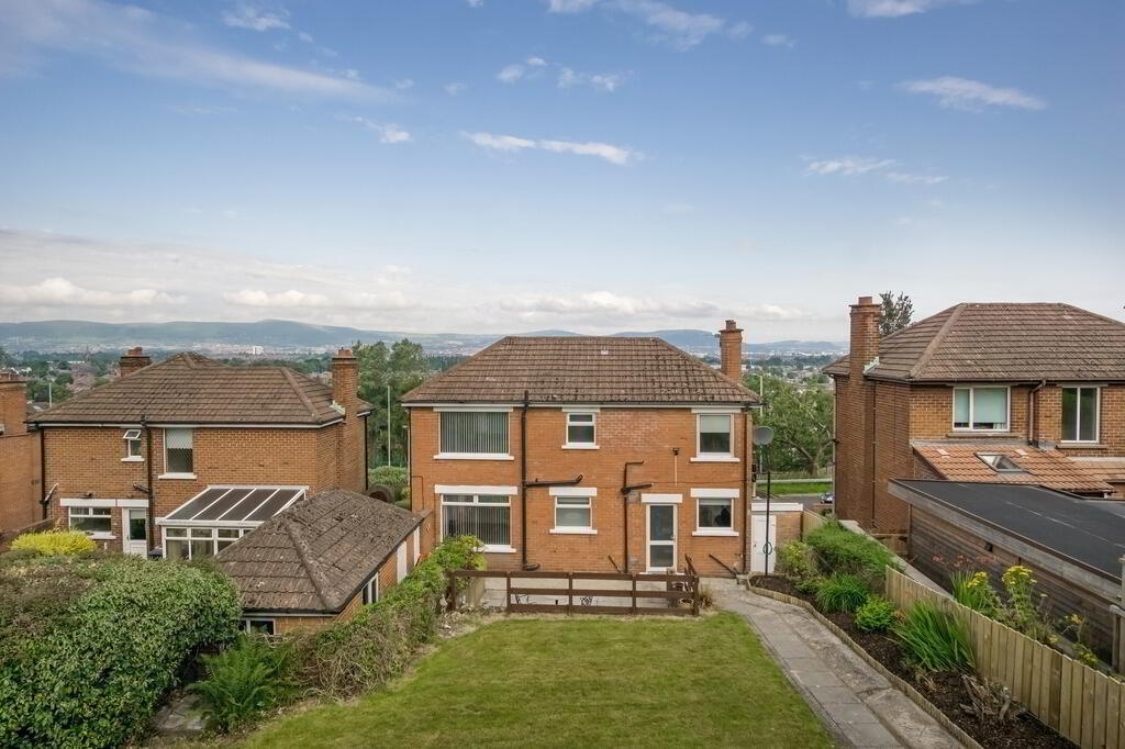 30 Beechgrove Drive 12 of 14