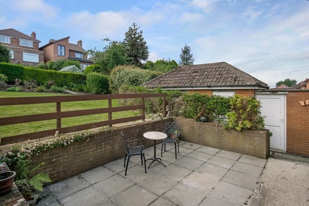 30 Beechgrove Drive 13 of 14
