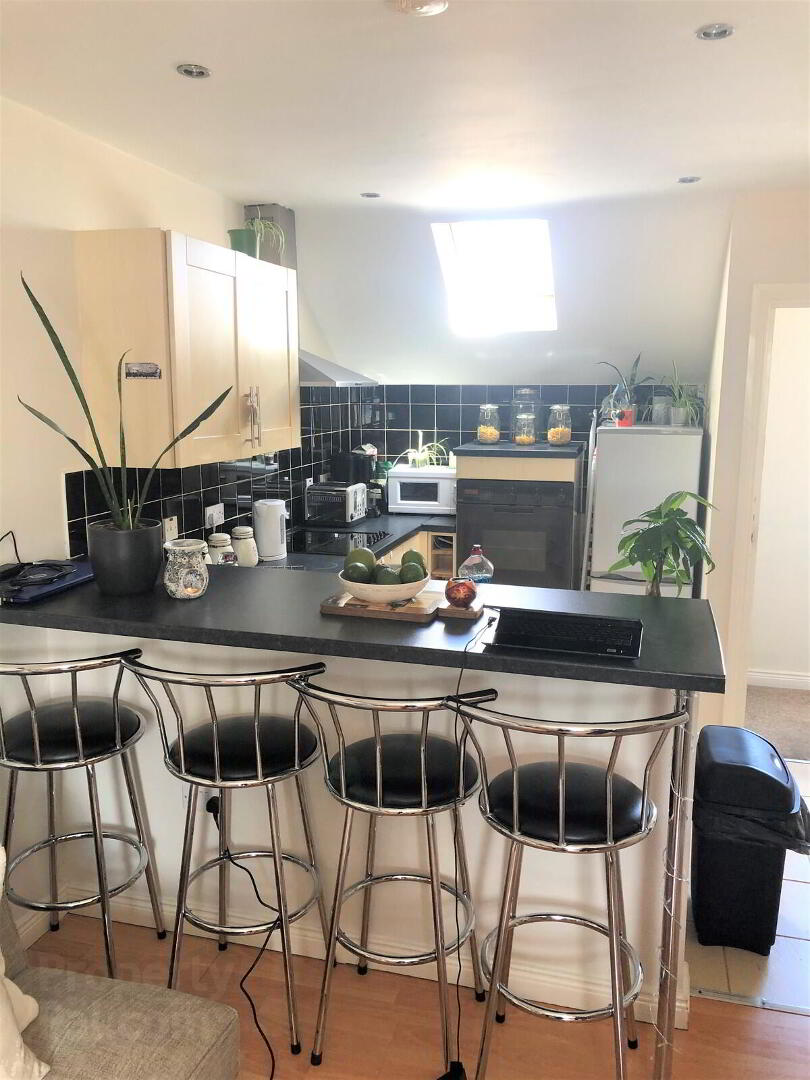 5a Glenmore Street 12 of 15