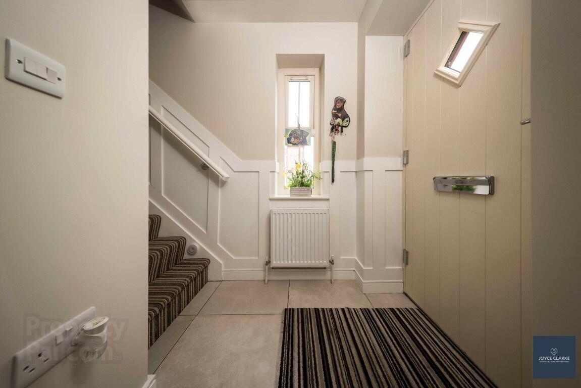 16 Moyraverty Close 4 of 47