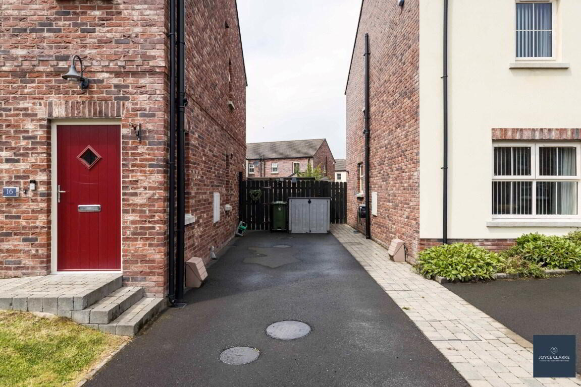 16 Moyraverty Close 38 of 47