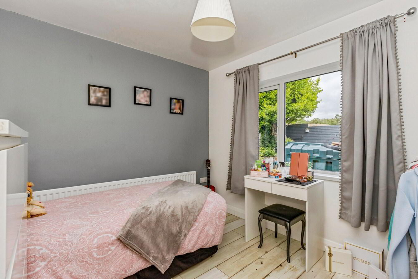 11 Bridgend Road 13 of 27