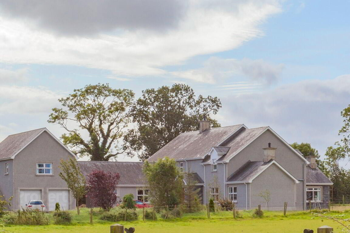 Old Oaks, 14b Moira Road 3 of 23