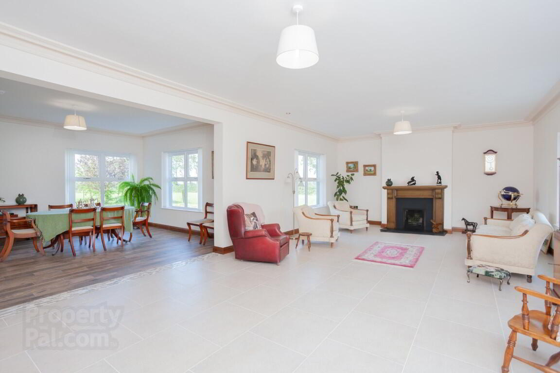 Old Oaks, 14b Moira Road 9 of 23
