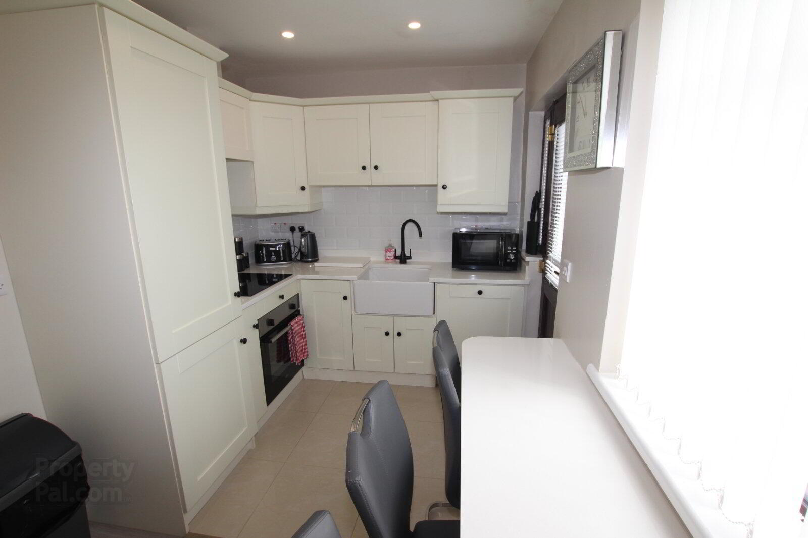 85 Joanmount Gardens 5 of 13