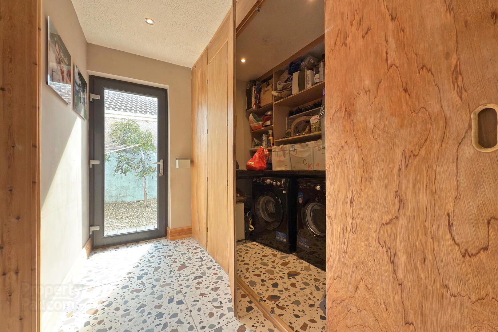 7 Dunsuivnish Avenue 9 of 18