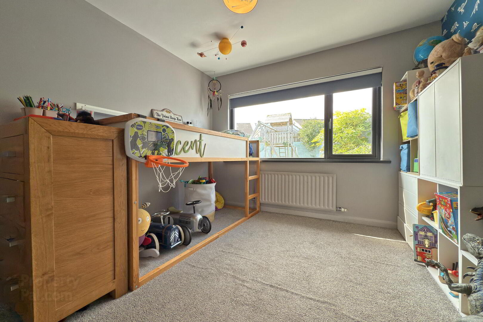 7 Dunsuivnish Avenue 12 of 18