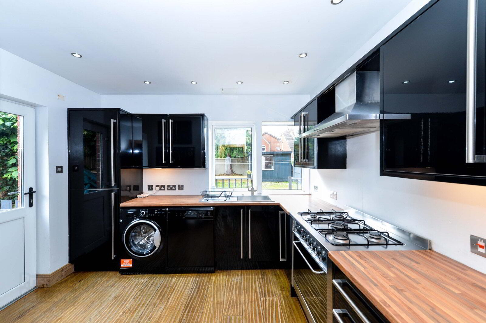 326 Holywood Road 3 of 14