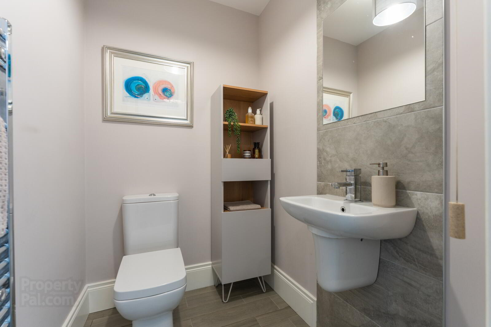 17 Dixon Avenue 4 of 33
