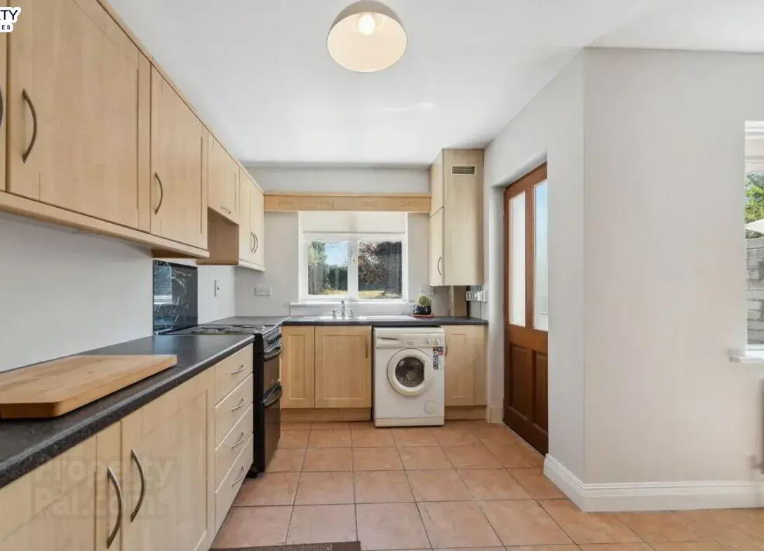 16 Orchard Court 9 of 23