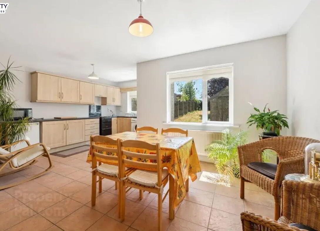 16 Orchard Court 7 of 23