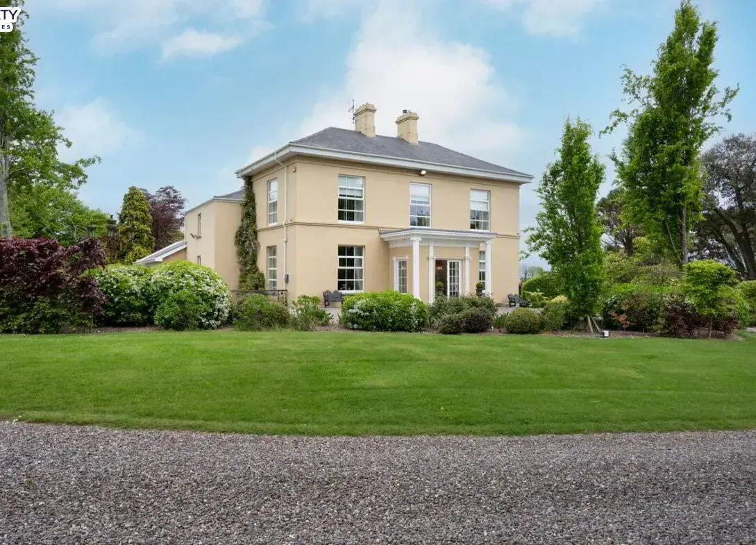Carewswood House, Carewswood 1 of 80