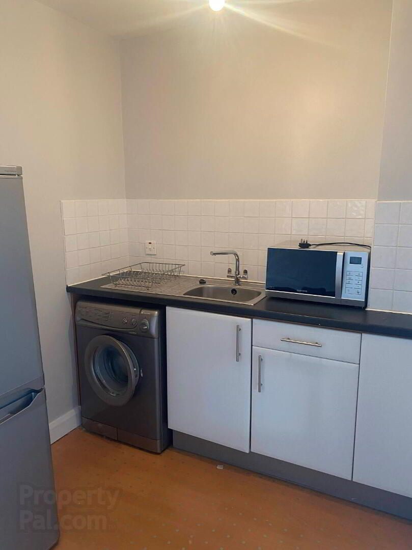 Apt 24, Annesley Building 3 of 7