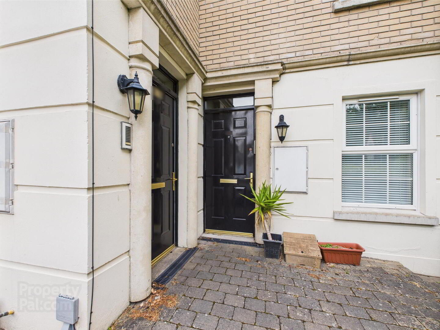 property description image