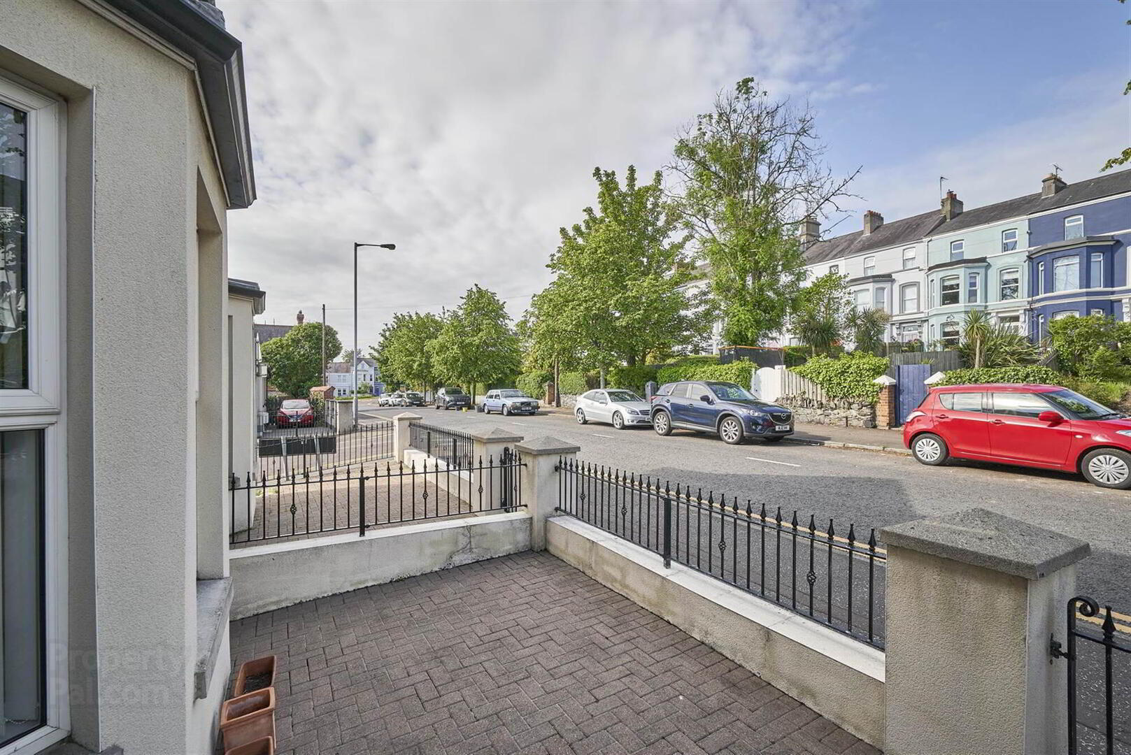 property description image