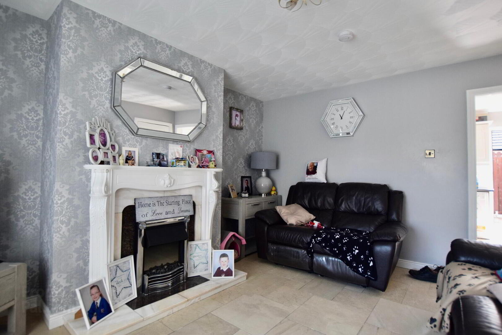 2 Molesworth Court 4 of 14