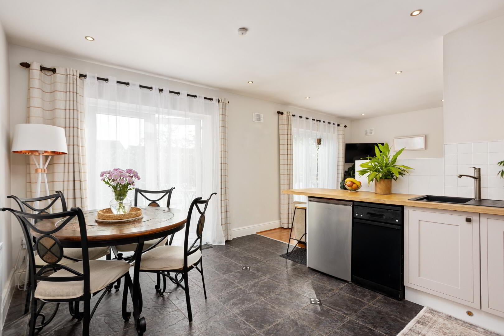 6 Woodview Court 6 of 23
