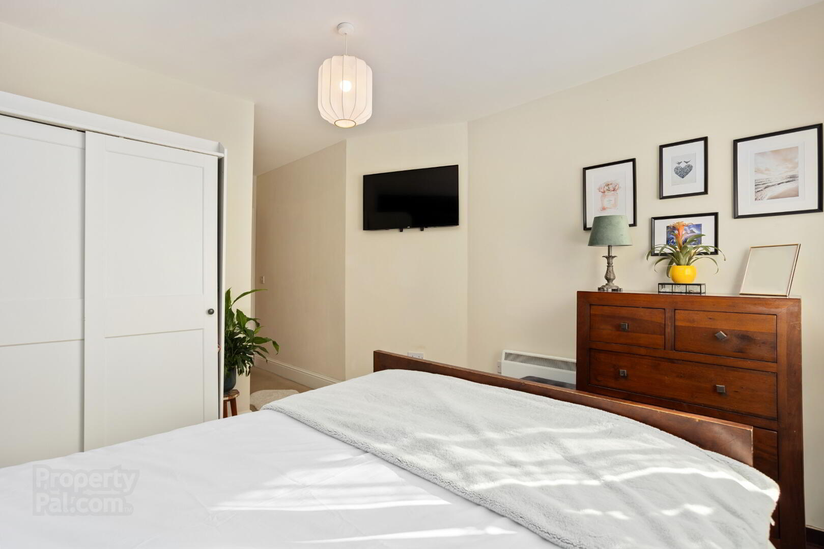 6 Woodview Court 15 of 23