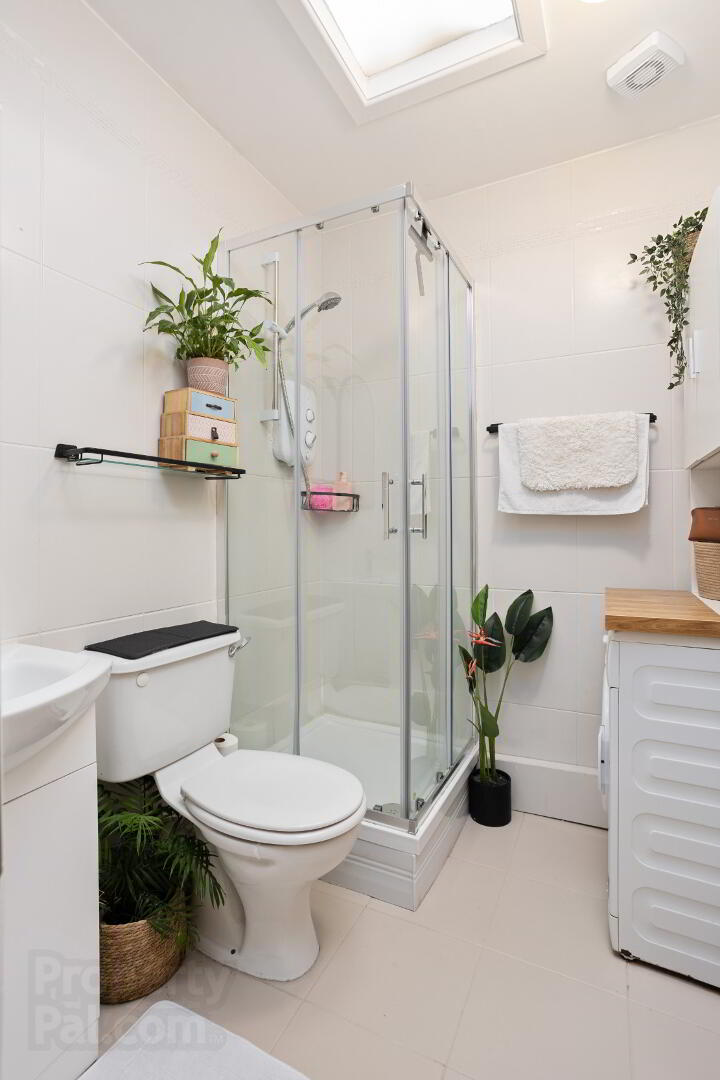 6 Woodview Court 20 of 23
