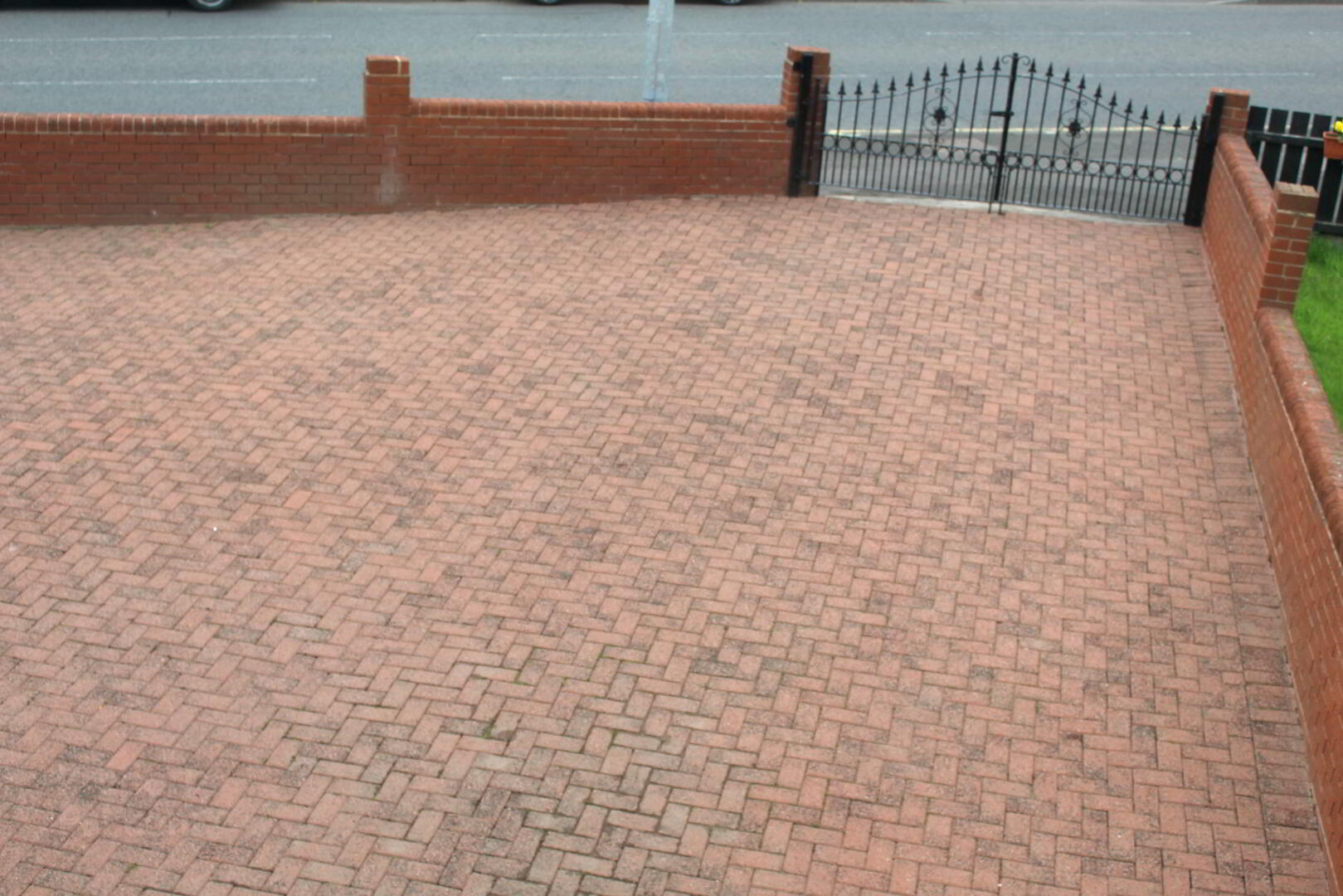 10 Woodside Green 6 of 23
