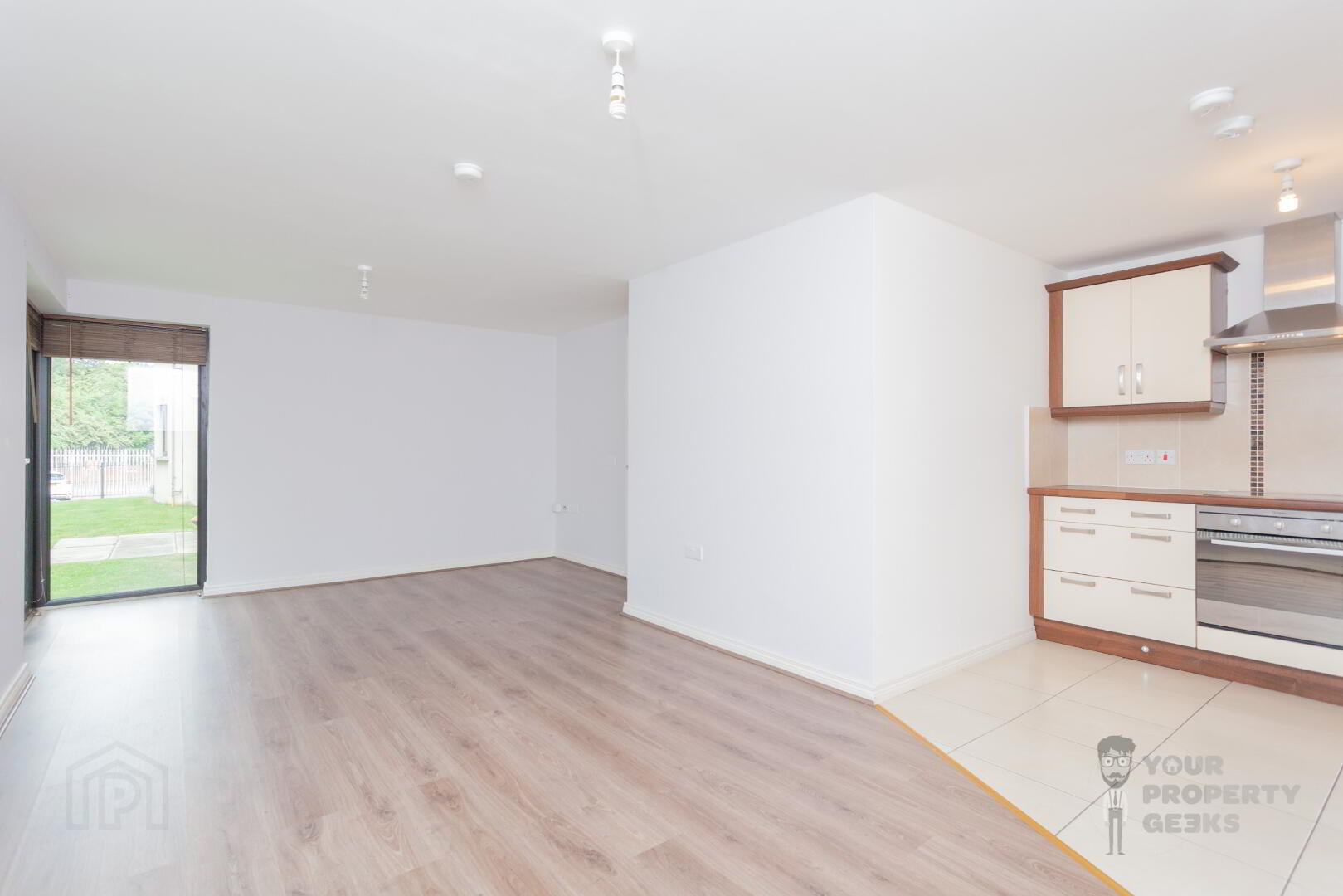 Titanic Walk, Apt 22 13 Ballymacarrett Road 9 of 32