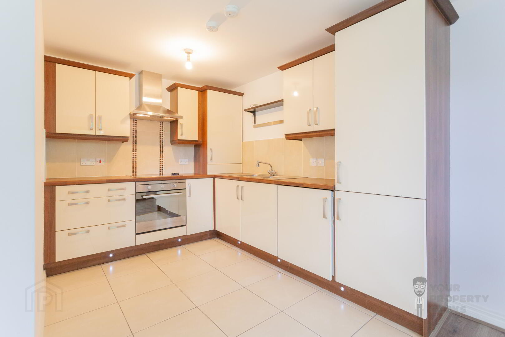 Titanic Walk, Apt 22 13 Ballymacarrett Road 12 of 32