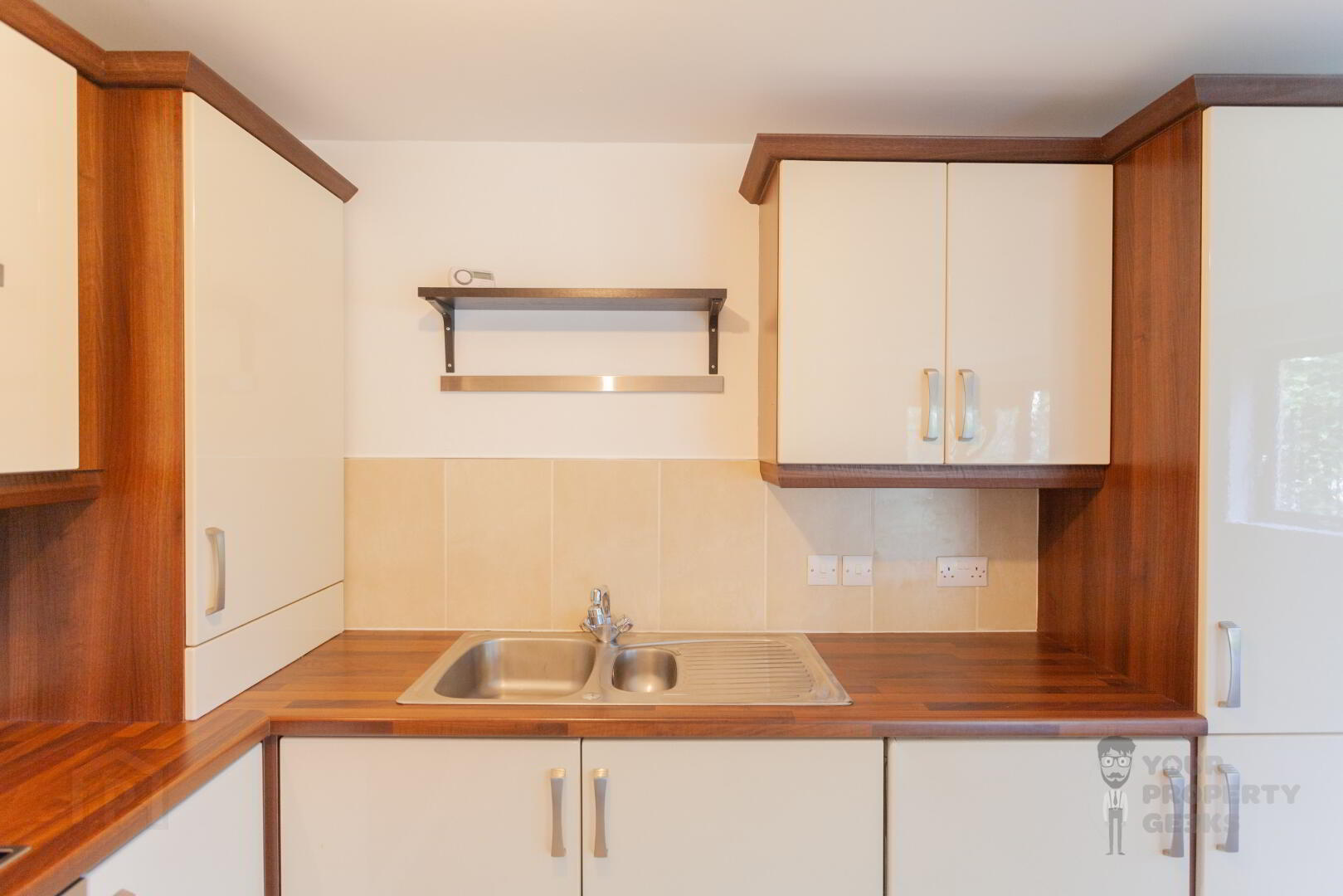 Titanic Walk, Apt 22 13 Ballymacarrett Road 15 of 32