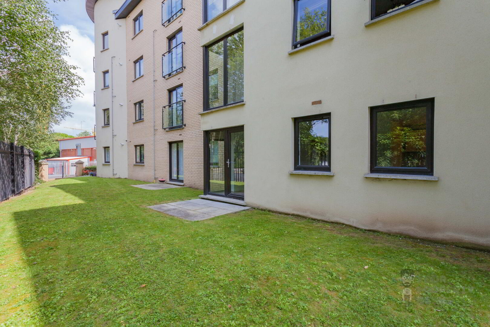 Titanic Walk, Apt 22 13 Ballymacarrett Road 30 of 32