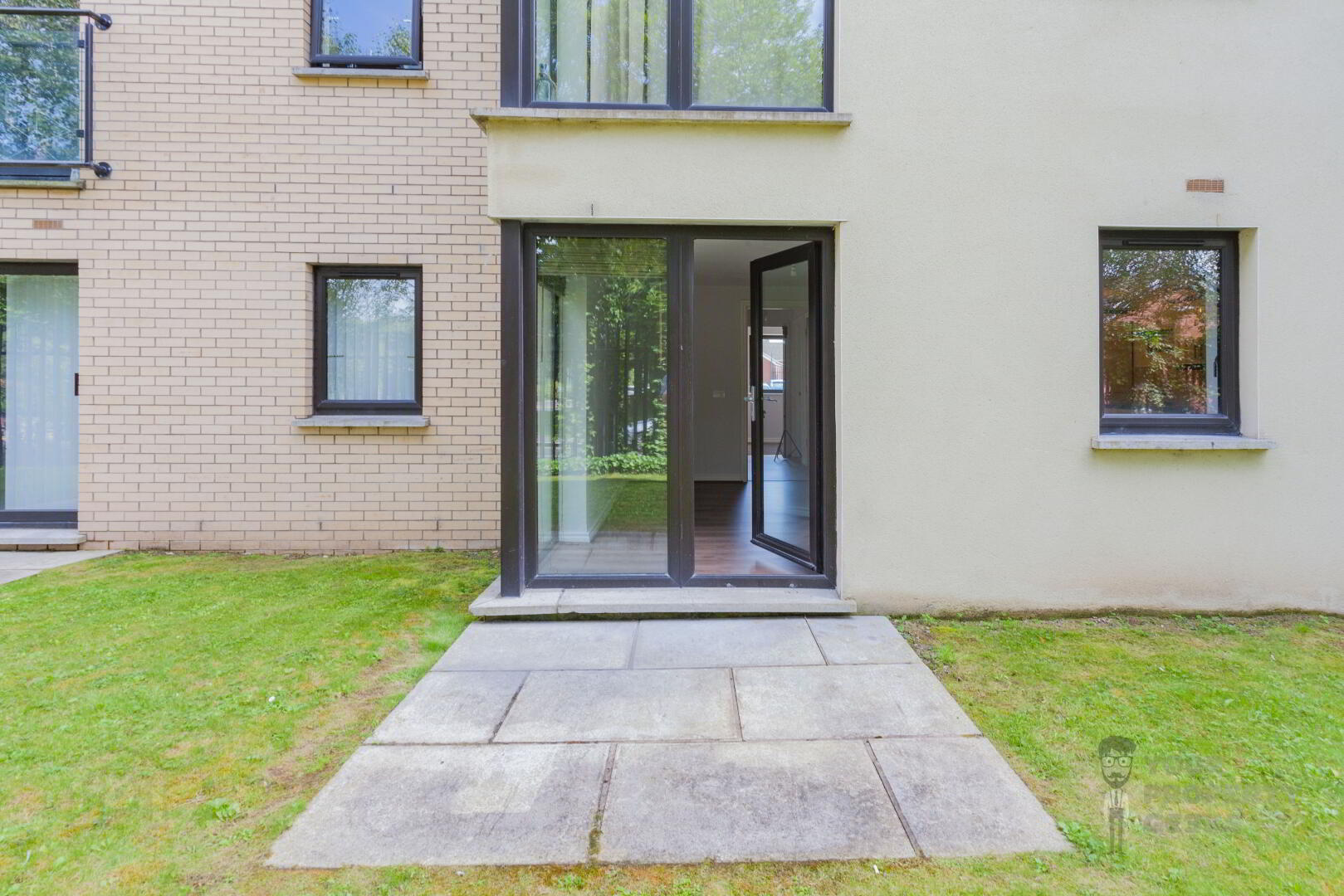 Titanic Walk, Apt 22 13 Ballymacarrett Road 32 of 32