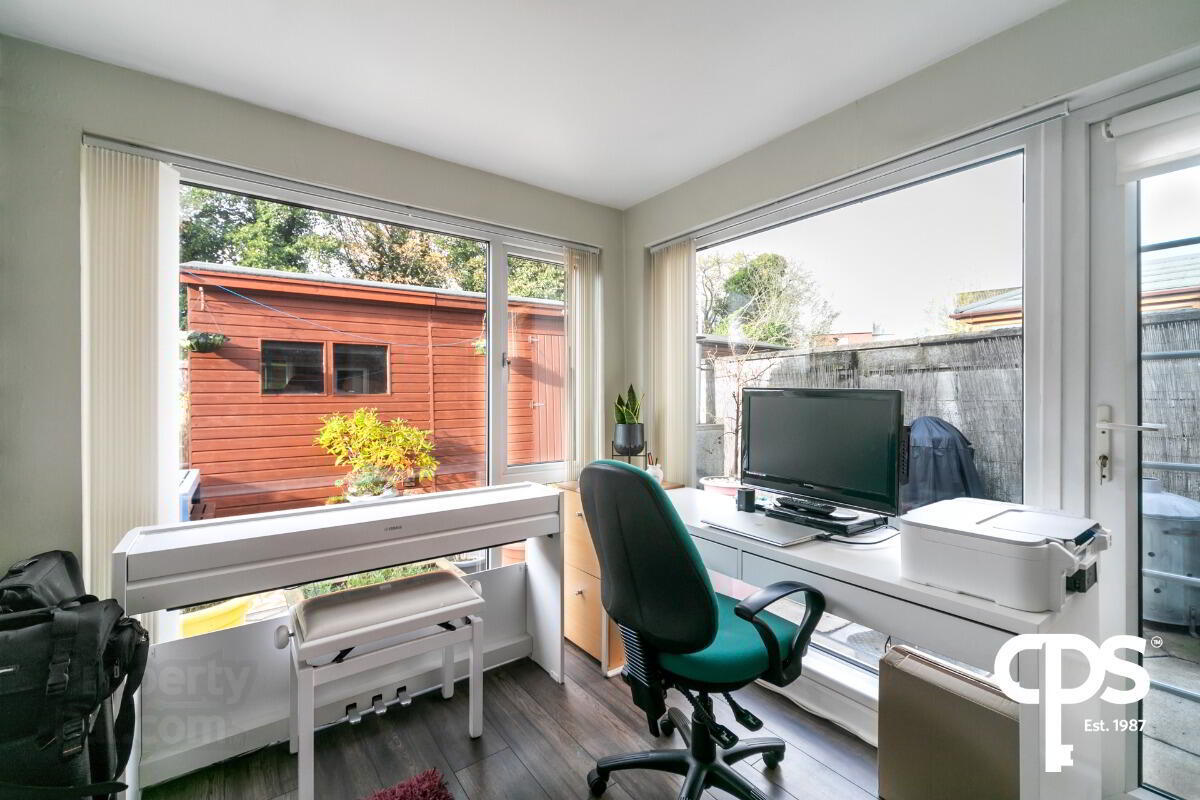 34 Robbs Road 10 of 19