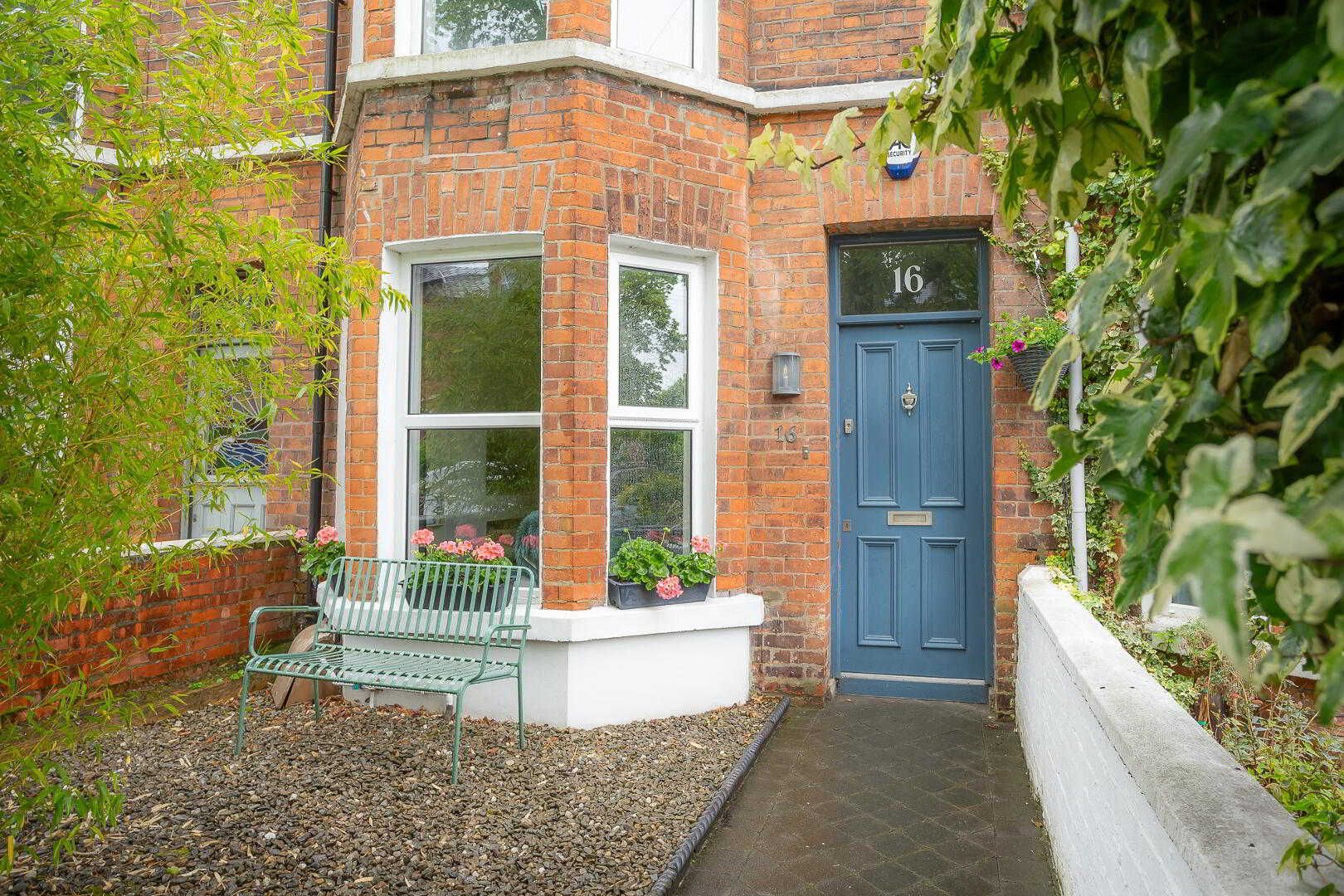 property description image