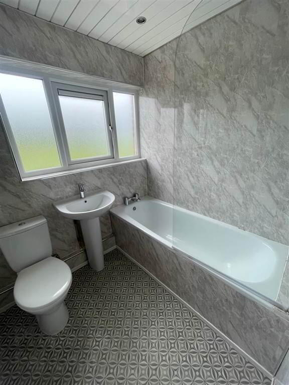 Flat 16, 117 West Circular Road 9 of 10
