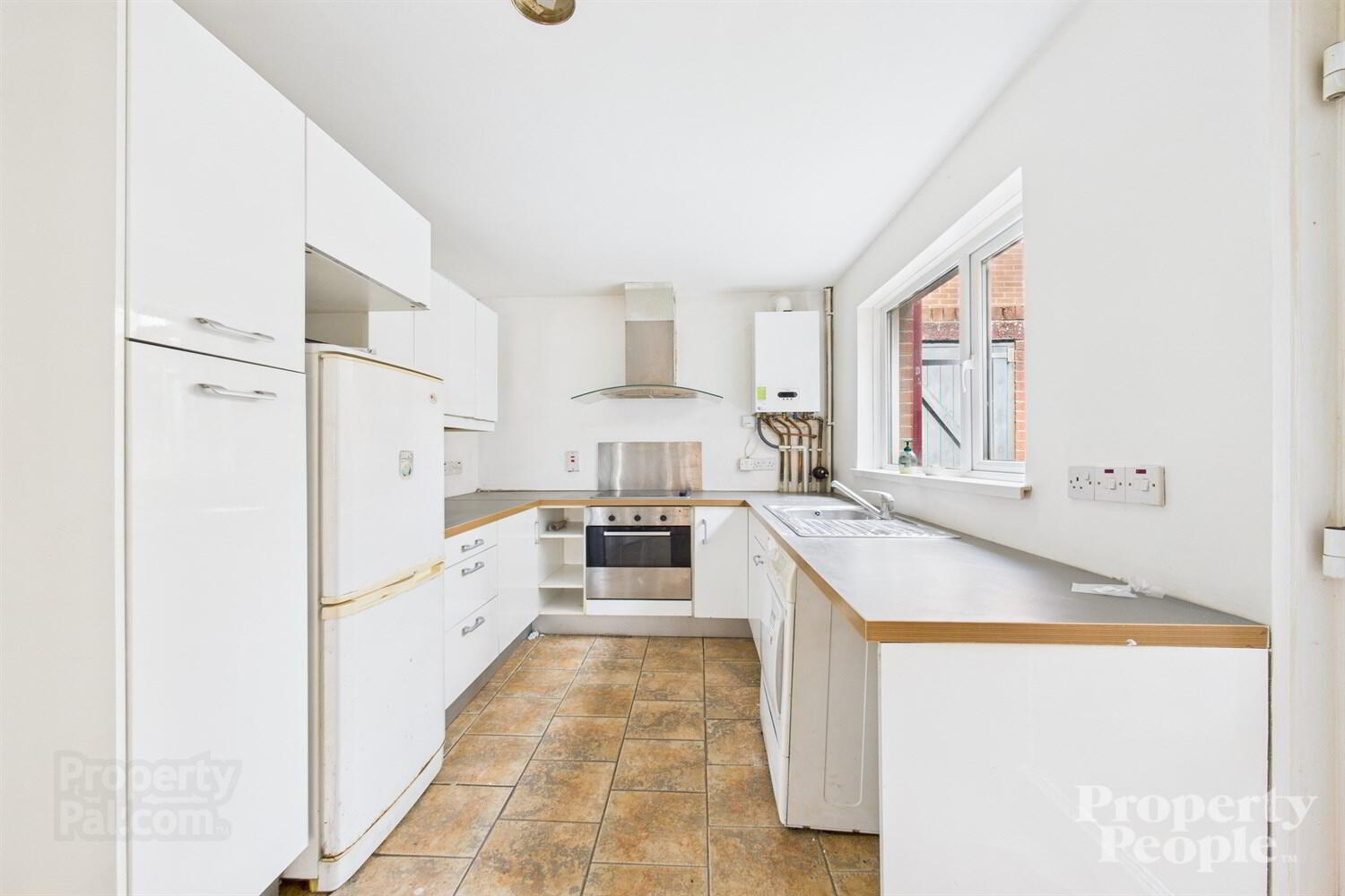 16 Rutland St 4 of 11