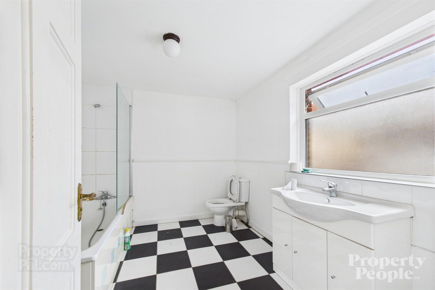16 Rutland St 5 of 11