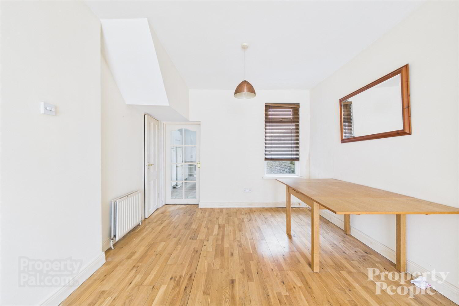 16 Rutland St 3 of 11